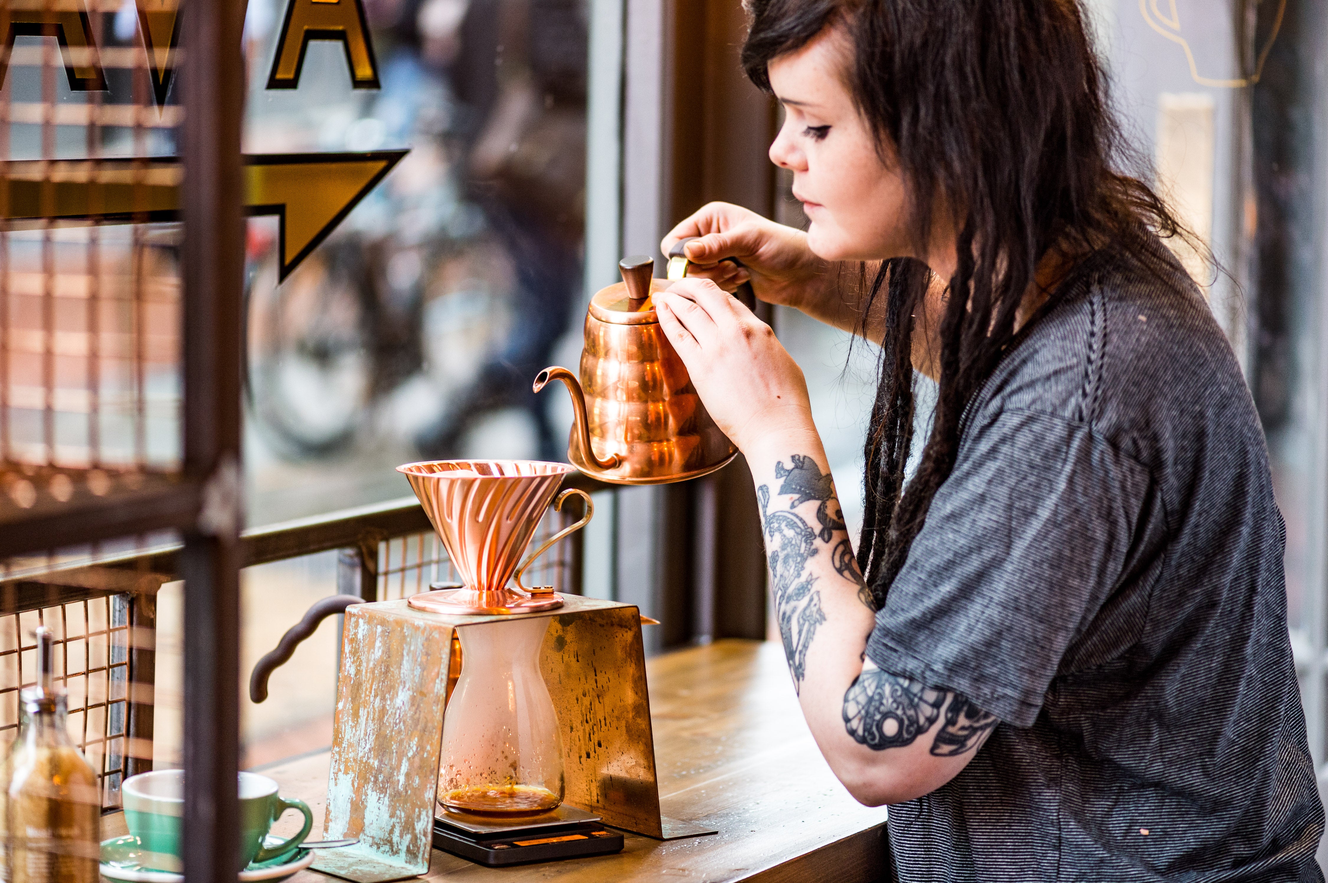 V60 - Ritualistic Coffee Brewing